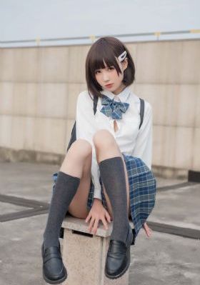 小sao货揉揉你的奶真大高清_在线播放高清