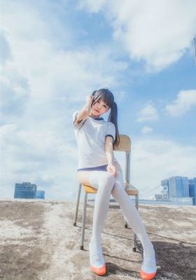三级漂亮的老师电影_1080在线观看高清